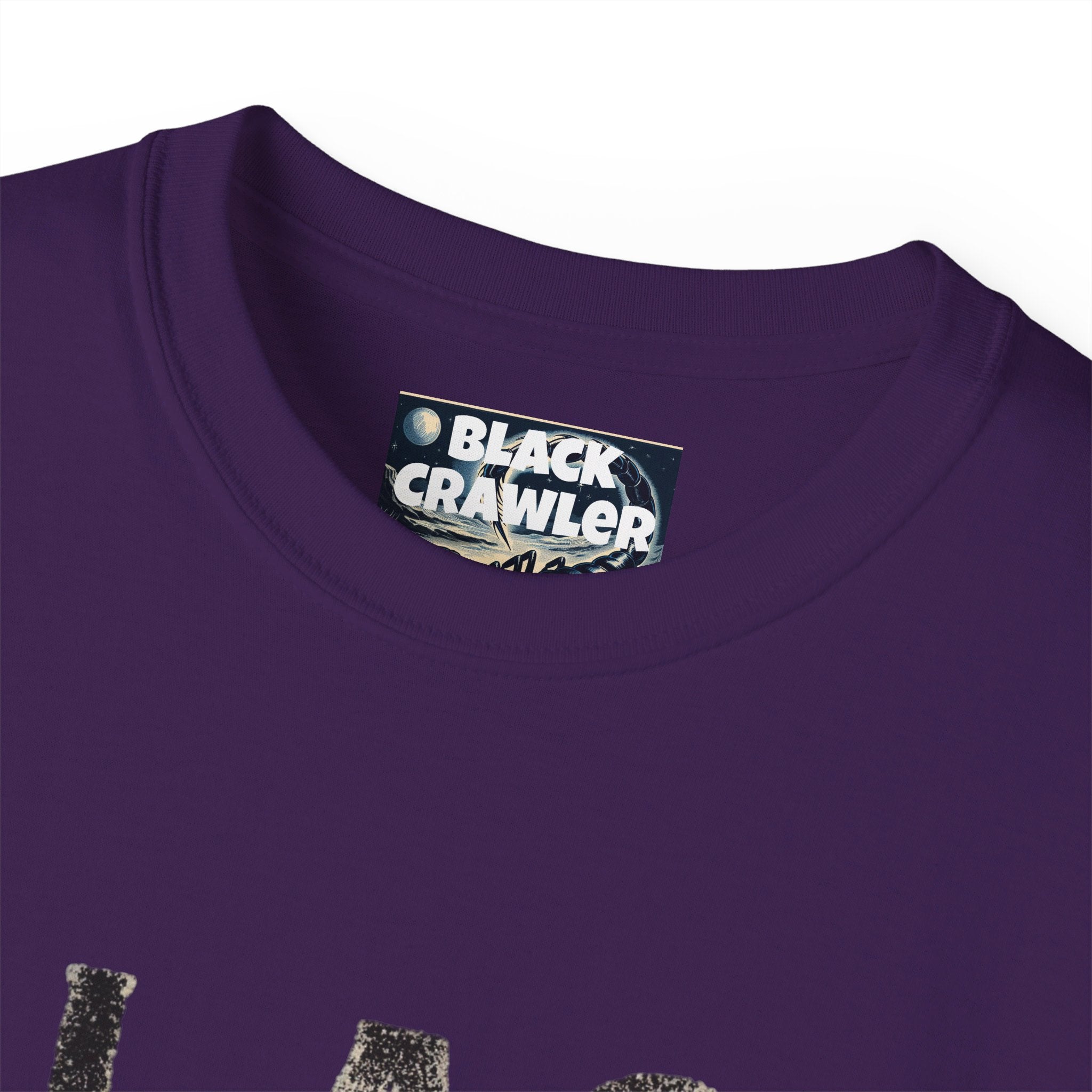 Black crawler spider Scorpio Tee