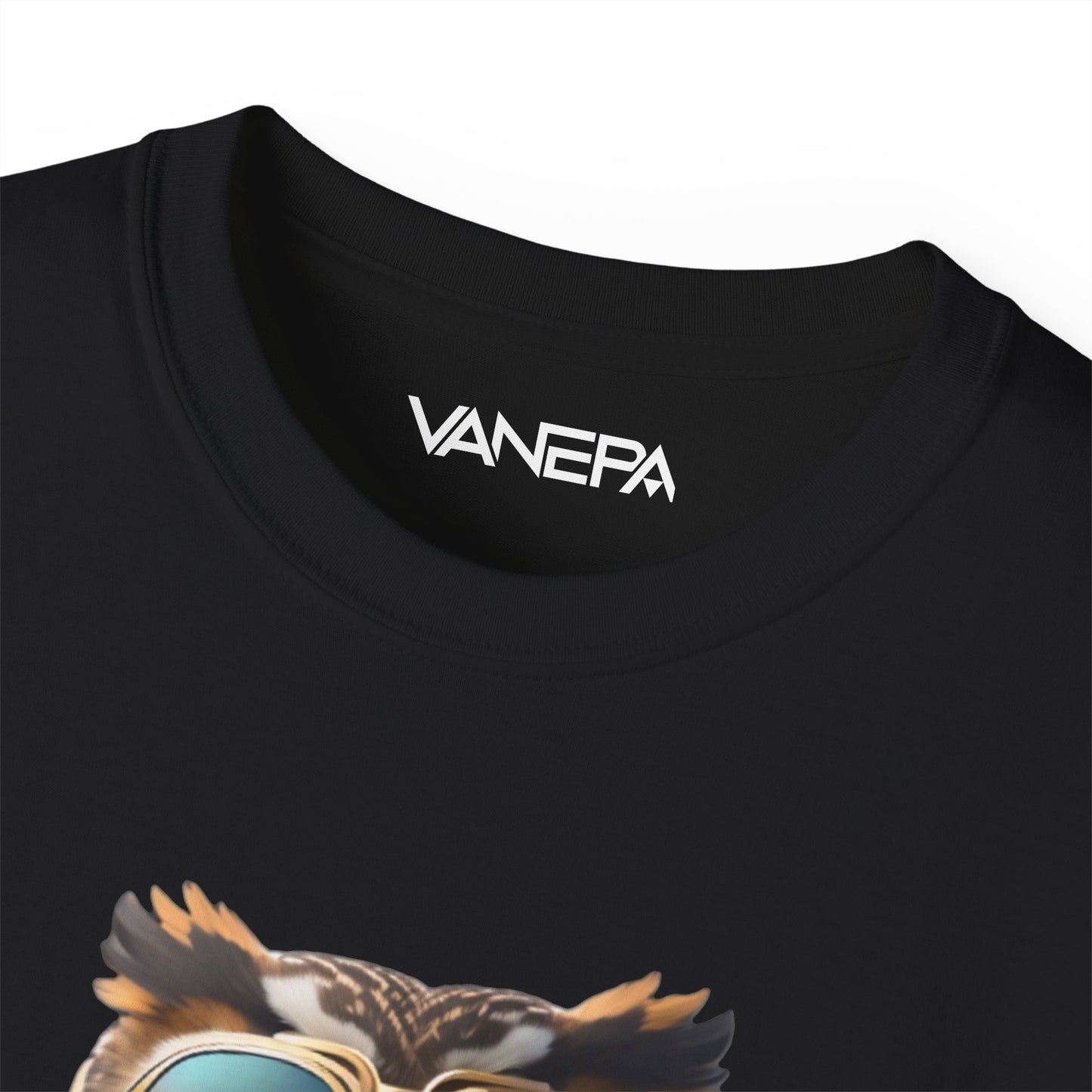 Vanepa Glasses Owl Tee