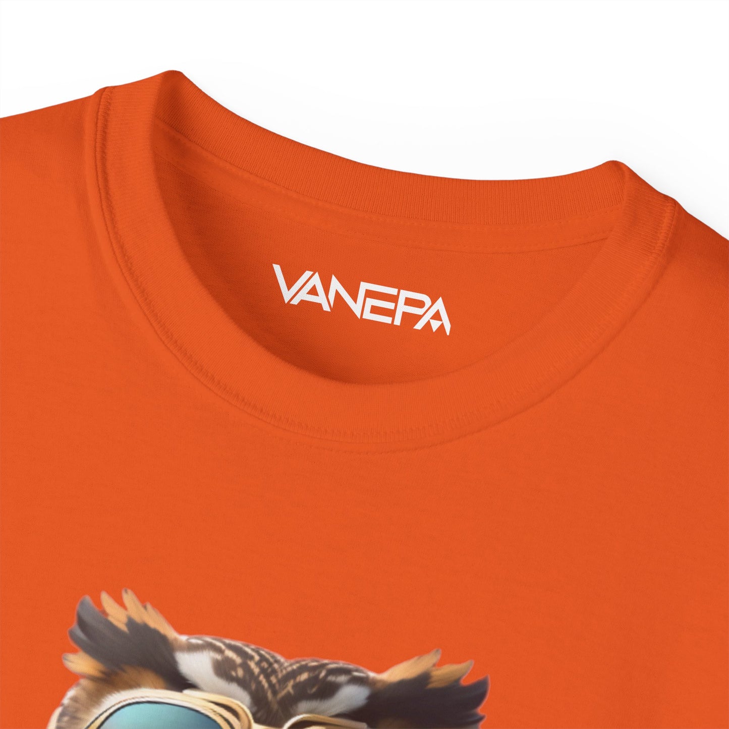 Vanepa Glasses Owl Tee